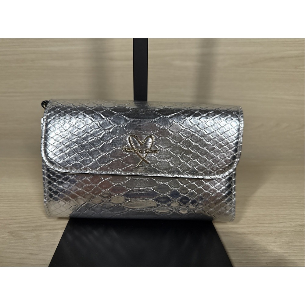 Victoria's Secret Wallet Luxe Python Wristlet Tech Clutch Silver‎ NO STRAP